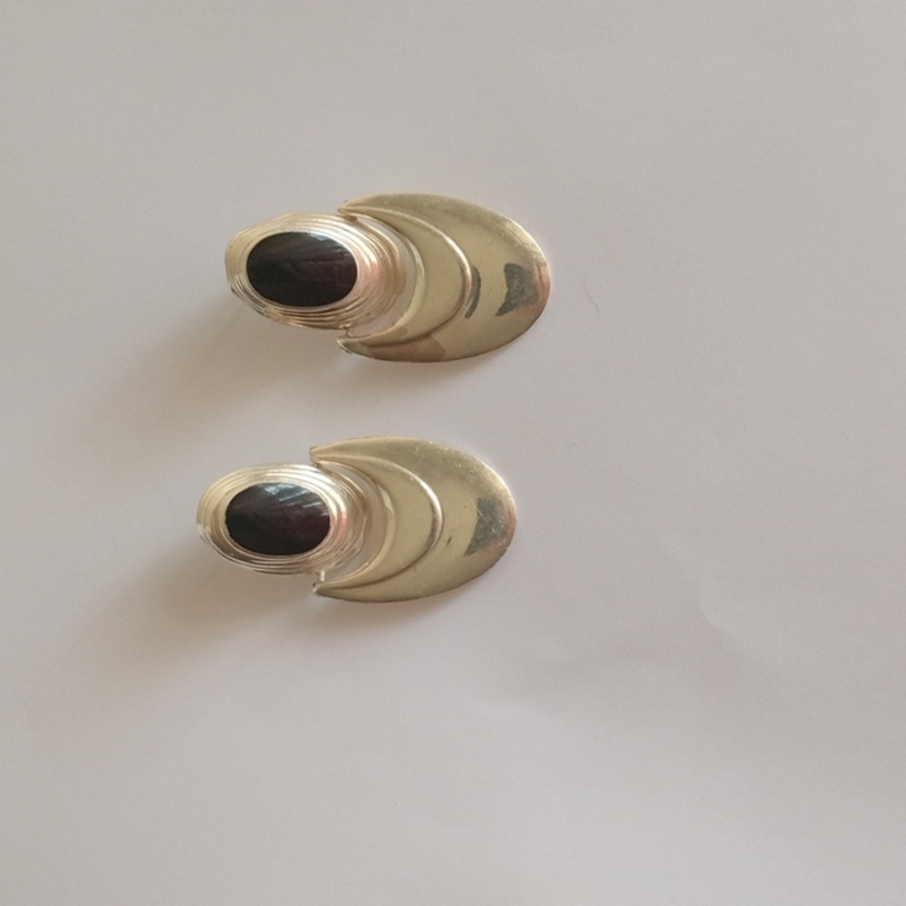 Gold-Tone Oval Drop Earrings with Black Stone Accent